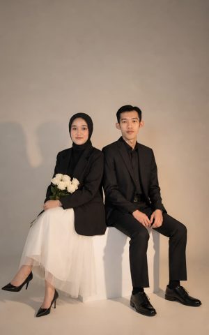 berdua duduk